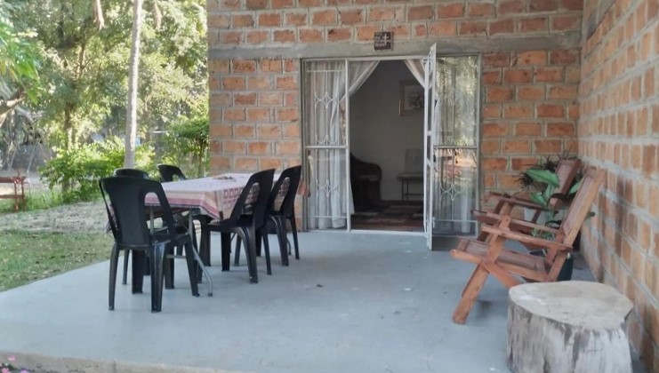 guesthouse veranda